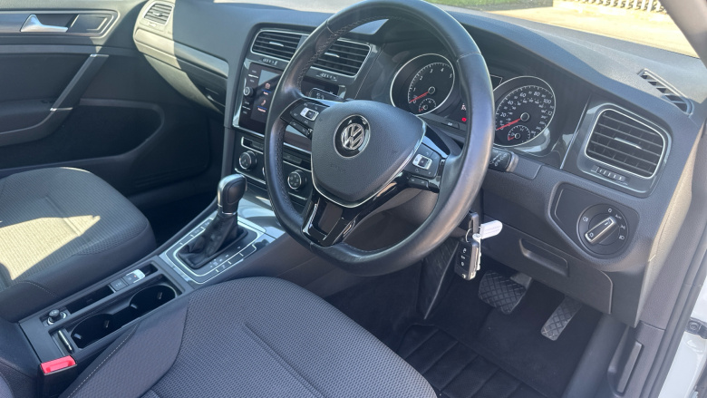 Volkswagen Golf 1.4 TSI SE [Nav] 5dr DSG Petrol Hatchback